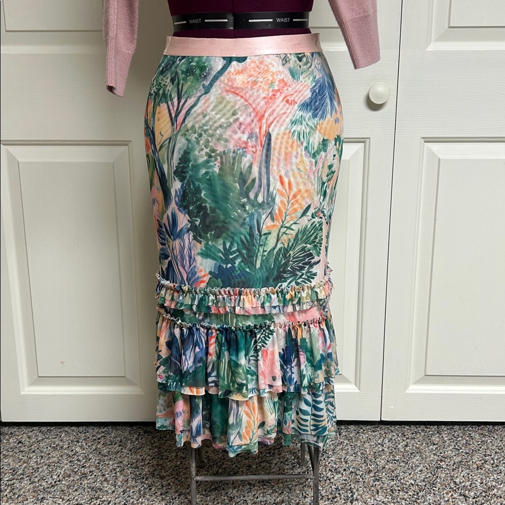 Anthropologie - Maeve Ruffled Tiered Mesh
Midi Skirt - Size XS - Picture 4 of 10